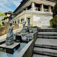 Timeless Paradise at Kamandalu Hotel