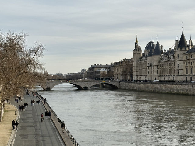 A Stroll by the Seine: The Heartbeat of Paris