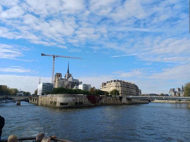 Batobus Paris (#SeineRiver)