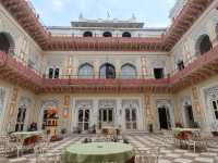 #拉克西米維拉斯皇宮飯店（Laxmi Vilas Palace）印度巴拉特普爾