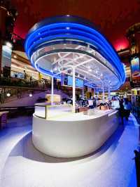 “Paris Baguette Sunway Pyramid: KL’s Chic Dessert Haven”