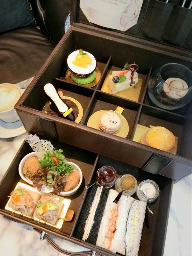 【バンコク】旅行がテーマのアフタヌーンティー👒