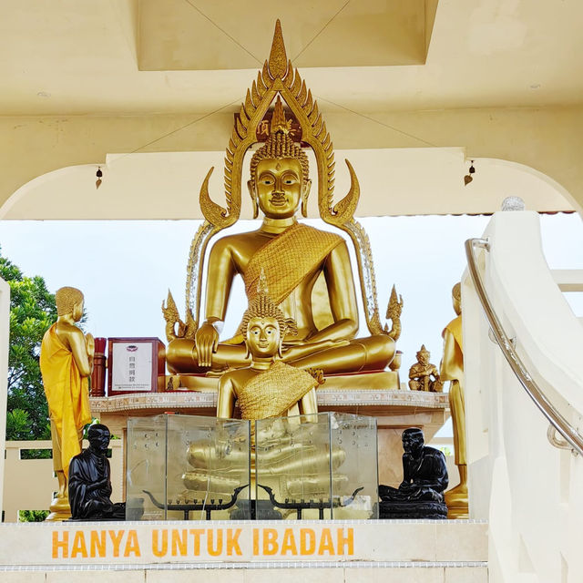 500 Lohan Temple: A Unique Spiritual Experience