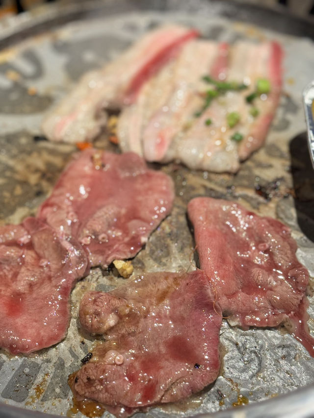 🔥【深圳放題天花板｜喜井無限自助烤肉】榴槤+鰻魚+原切肉任夾，港人瘋狂回本攻略✨