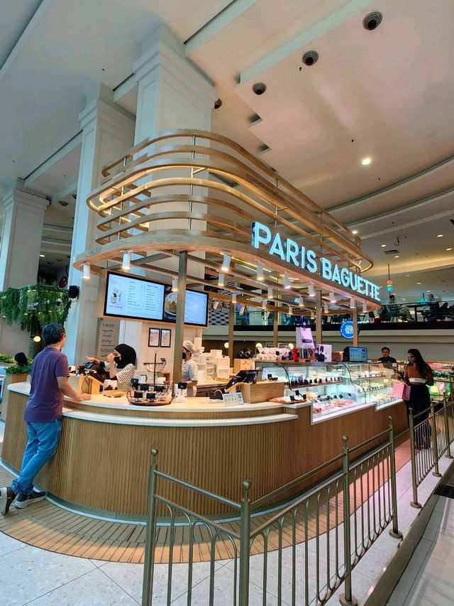 Paris Baguette in Mid Valley Megamall, Great Hangout Spot
