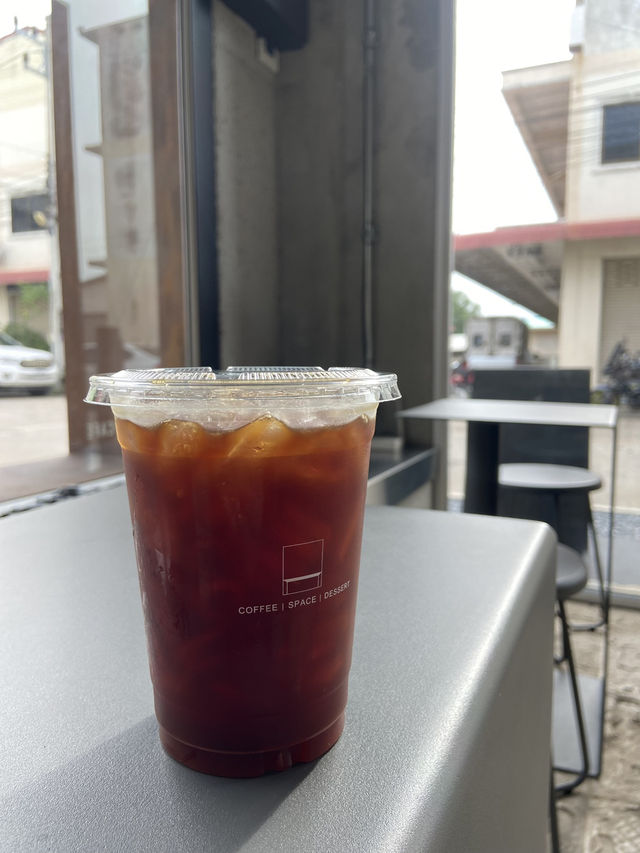 Desktop cafe and Co-working Lopburi 