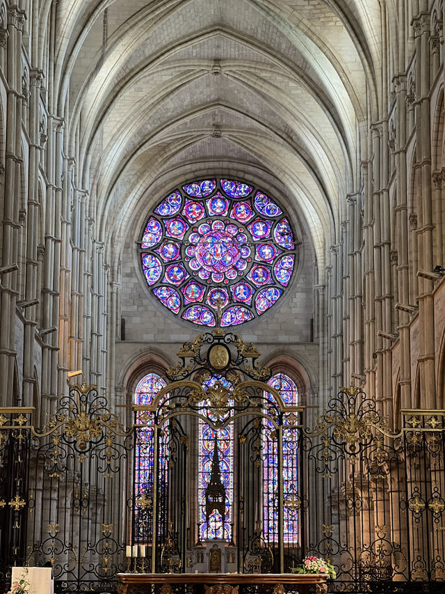Laon Cathedral: France’s Majestic Gothic Marvel Above the Clouds