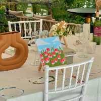 WhiteLine Cafe & Restaurant 