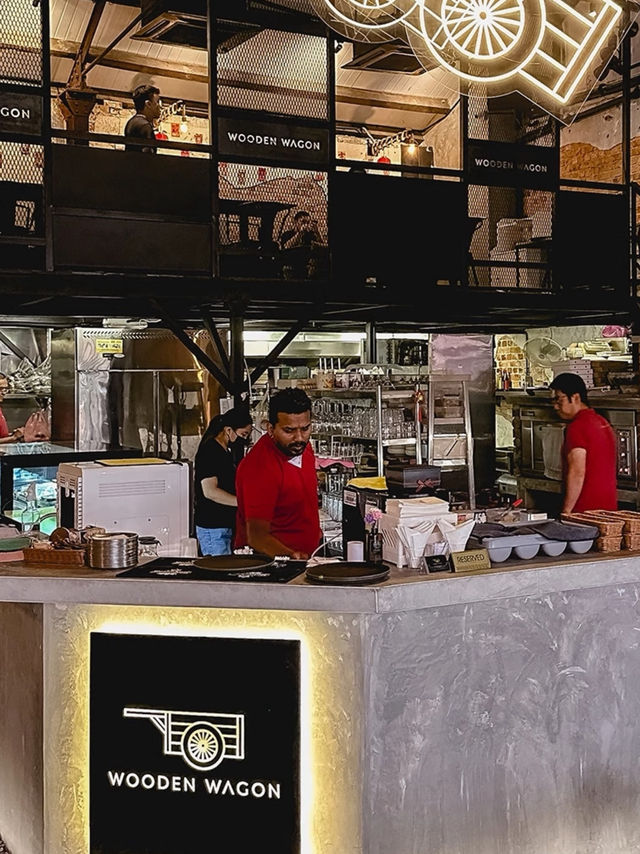 Wooden Wagon: Where Western Cravings Take the Wheel