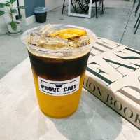 Prove Cafe : คาเฟ่เล็กๆ บรรยากาศอบอุ่น