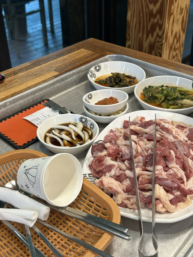 오리고기는 남의 입에 있는 것도 뺏어먹어라