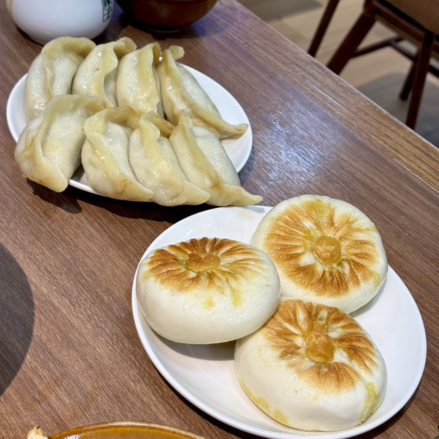 상하이 맛집 추천 5: 레드립스, 게살국수, 교자, 누들, 완탕