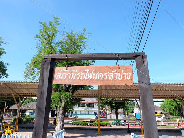พาเที่ยวสถานีรถไฟที่สวยแบบคลาสลิค 🚞🚃