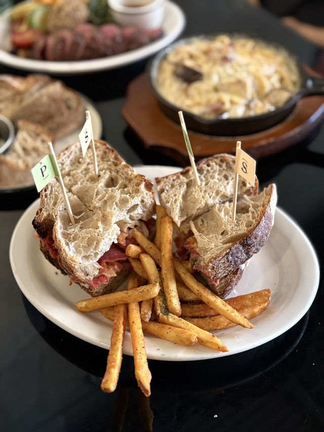 문래동 올데이 브런치 ’솔트앤페퍼‘🍟🍞🥩🥖