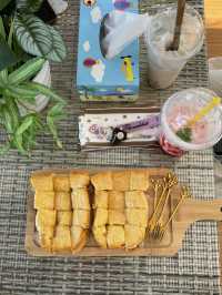 คาเฟ่ MILK สกลนคร