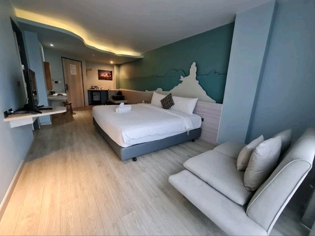 "Hatyai Signature Hotel: A Tranquil Retreat with Warm Hospitality"