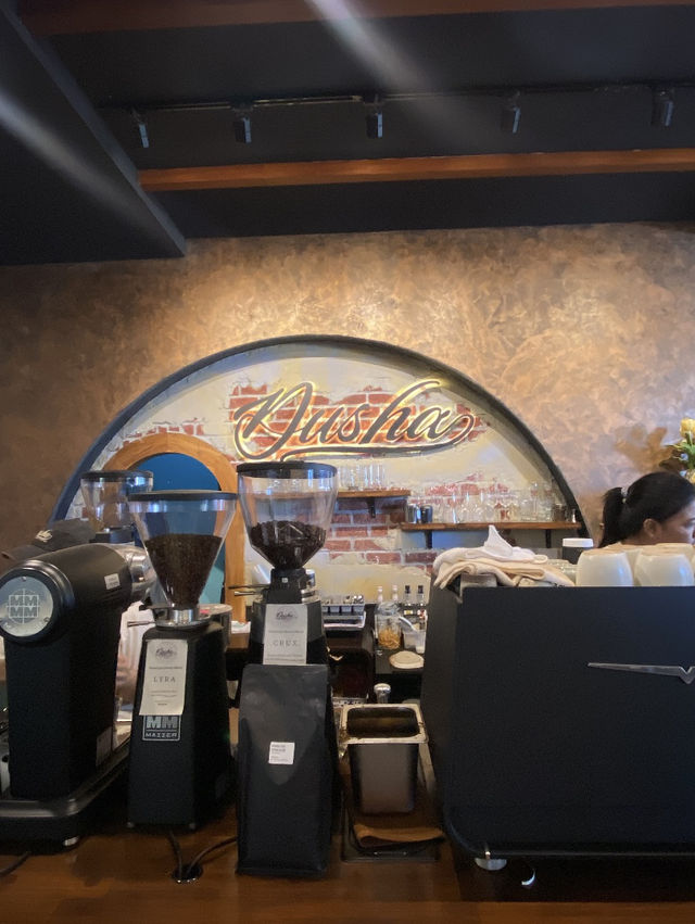  Dusha Cafe สาขา Kohkaew (เรือยอร์ช)
