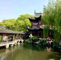 Lost in the Luminous Heart of China: Shanghai!🏙️
