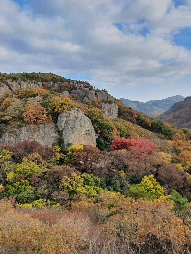 Chill Hike, Hidden Temples & Epic Views