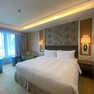 Edsa Shangri-La Manila