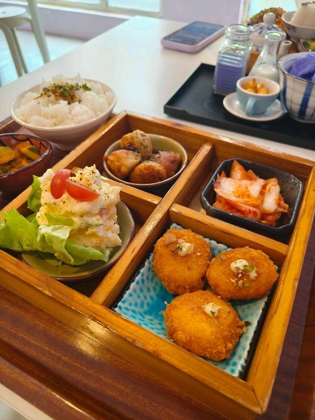 Cuteness Overload in a Tray – Must-Try Bento in Manila