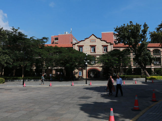 廈門的最高學府 …廈門大學