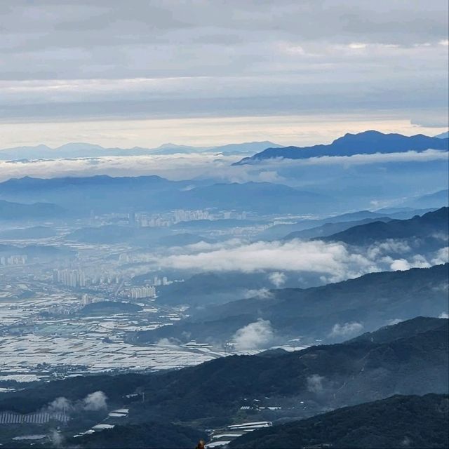 Hidden Gem Alert, Hwangaksan