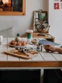 Cool Vibes & Creative Treats in the Heart of Town