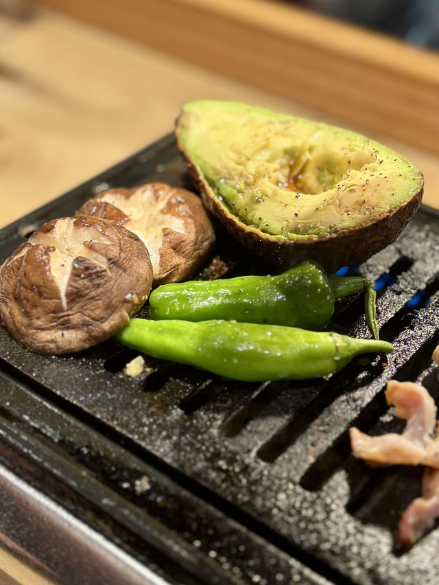 【大阪・心斎橋】鶏料理専門の居酒屋「手羽トロ唐揚げと鶏焼き肉 愛之助 心斎橋店」