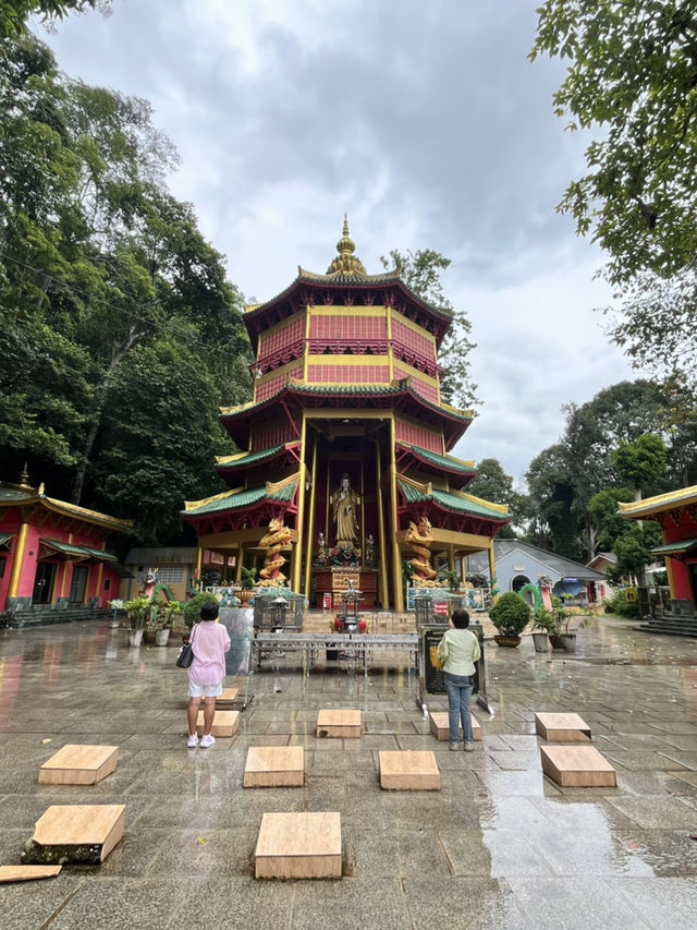 Climbing Reverence: A Journey to Wat Tham Suea, Krabi