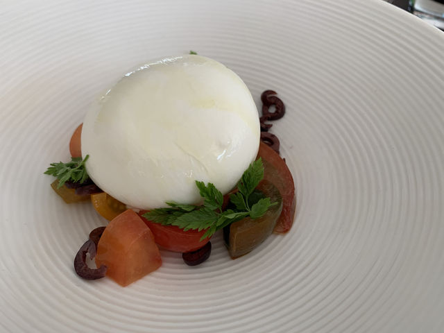 🍝 Dolce Vita – Italian Finesse with a View at Mandarin Oriental Singapore