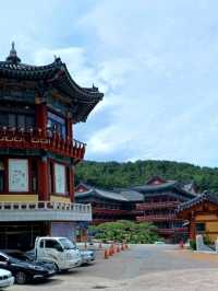 화려한 사찰 구경