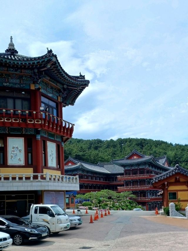 화려한 사찰 구경