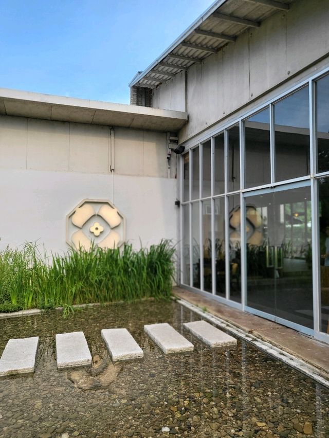 여름날 초록으로 힐링하는 상주 감성카페