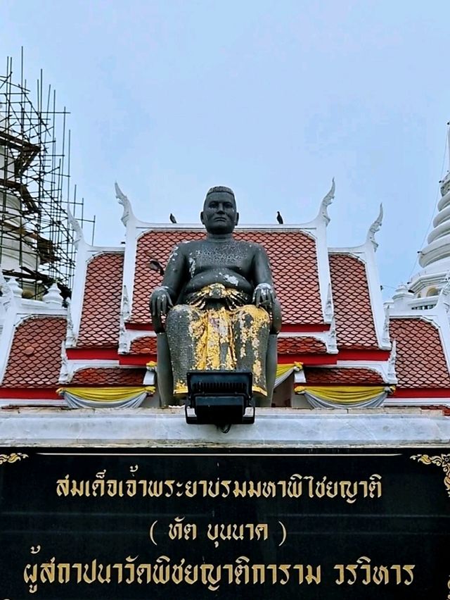 วัดพิชยญาติการามวรวิหาร สักการะหลวงพ่อดำ