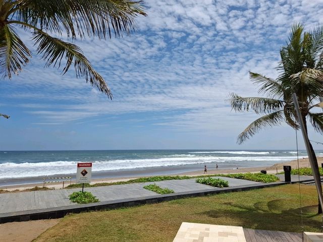 【水明漾海灘 Seminyak Beach！峇里島最Chill的海岸線就在這！