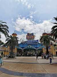 Chimelong Water Park, World-Class Thrills in a Tropical Wonderland 