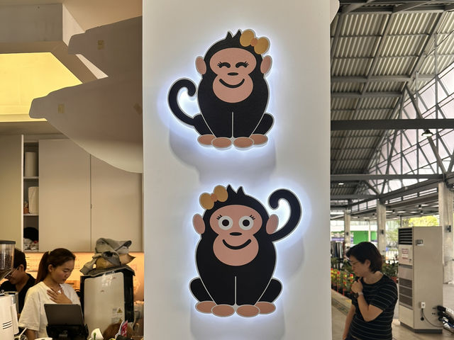 Monkey Three Coffee สาขา The Glass Bangna