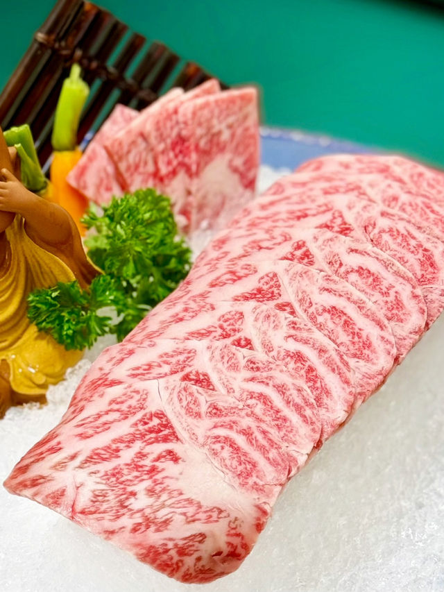 澳門刺身海鮮火鍋｜A5和牛很鮮味!