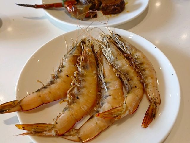 台北六福萬怡酒店，敘日全日餐廳