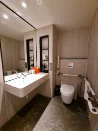 “Urban Comfort with a Chic Touch”