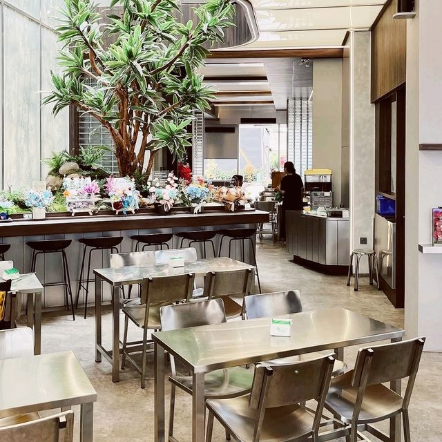 By Job Paskal 23 Cafe