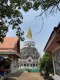 พระพุทธรูปยืนมงคล วัดพุทธมงคล มหาสารคาม