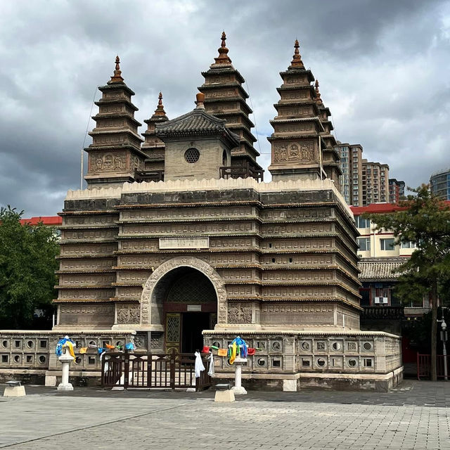 🏯 A Quiet Gem in Hohhot – Five Pagoda Temple (五塔寺)