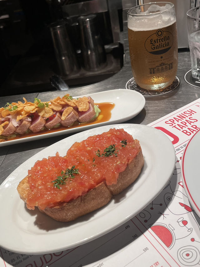 Enjoy dinner at VASO Spanish Restaurant