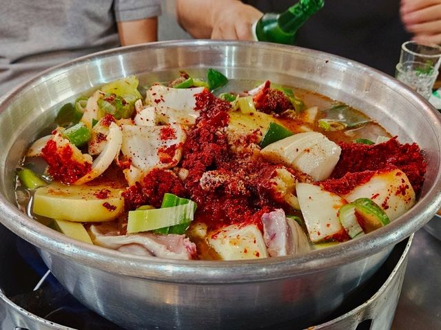 This is the best spicy chicken soup I ever had in Seoul!!!