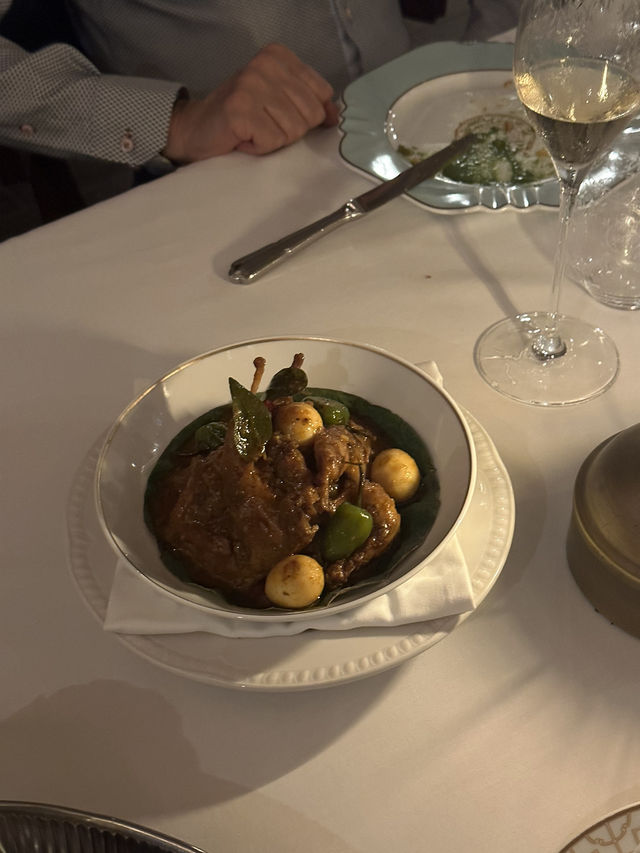 A Regal Dining Experience at The Prince and The Peacock in Hong Kong 🇭🇰 