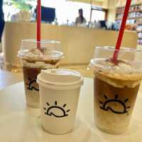 パタヤビーチで味わう絶品クリームラテが魅力のカフェ🇹🇭