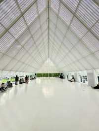 Breeze Hall – Where Architecture Meets Emotion