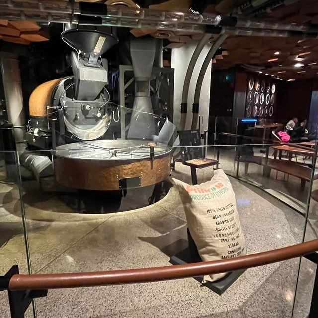 ☕ Starbucks Reserve Roastery Shanghai – The World’s Largest Starbucks! 🌟